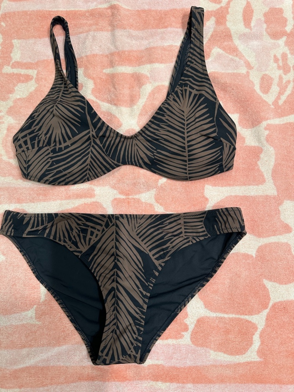 Vuori Black Bikini Set with Brown Palm Print